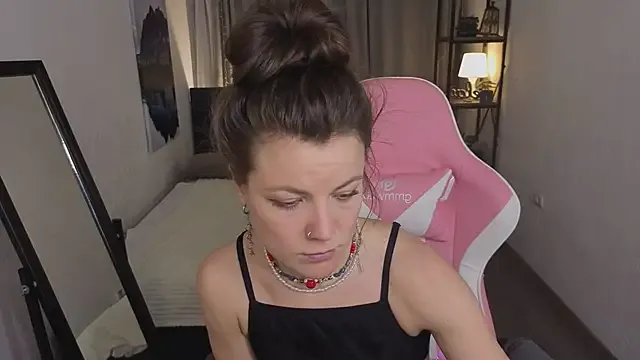 Marla_Bri on StripChat