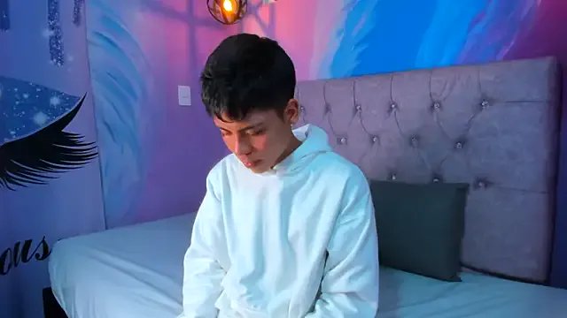 MaxiWildd on StripChat