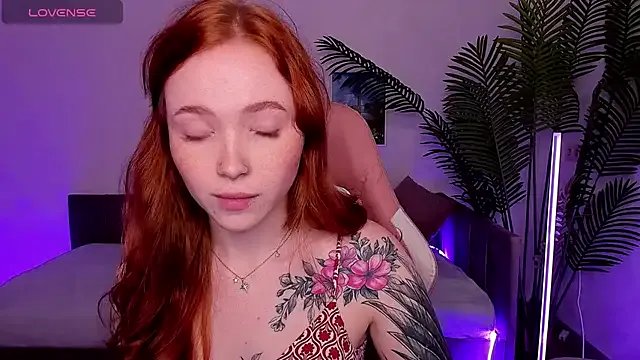 Maya_Light on StripChat 