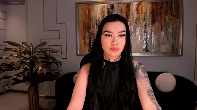 MeganCross1 on StripChat