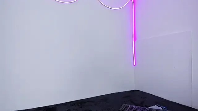 MELINAMARTINS — big plug, I love having it in my ass