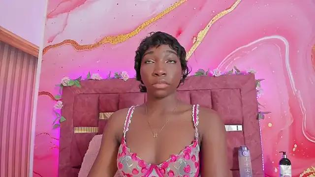 melody_paris on StripChat