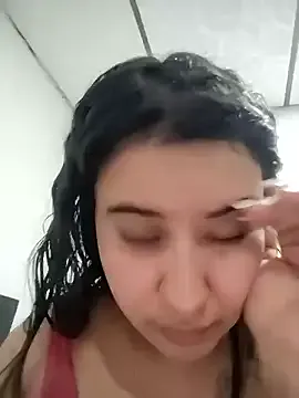 mialorents on StripChat