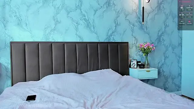 miamiumiu on StripChat 