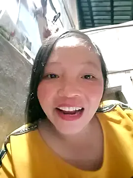 Minkine022 on StripChat