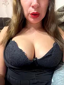 Miri_Elise on StripChat 