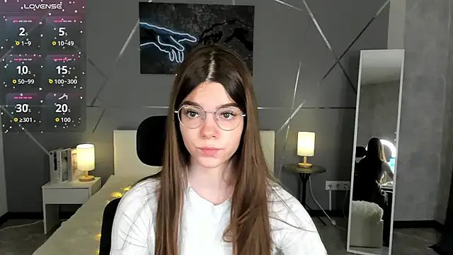 miss__evelyne on StripChat 