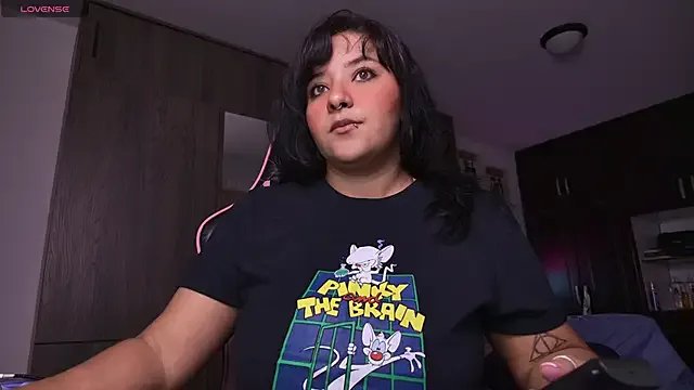 MissMoonn1 on StripChat 