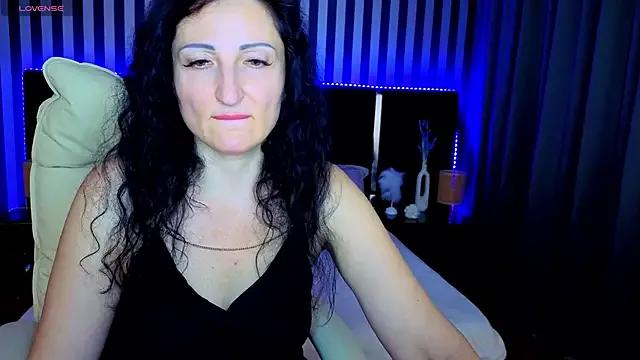 MissRossi on StripChat 