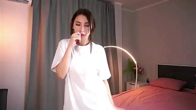 NanceeWestaway on StripChat 