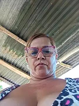 natally_ross21 on StripChat 