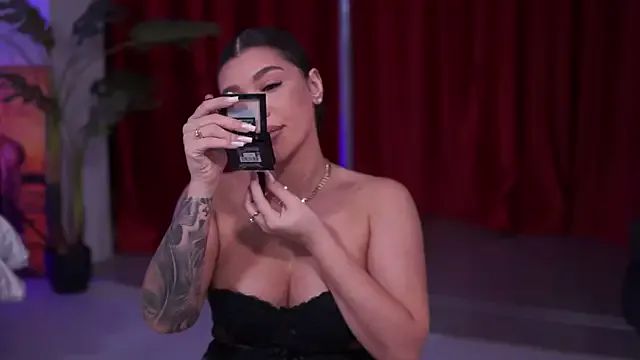 NatyDesiree on StripChat