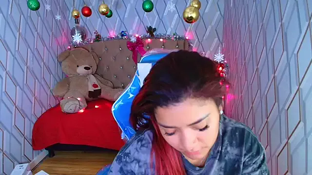 NicolleTaylor on StripChat