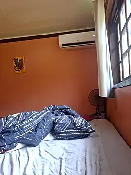 niCuNin on StripChat