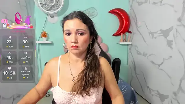 noelia_milf19 on StripChat