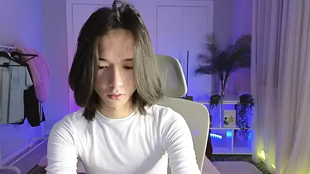 okerriella on StripChat