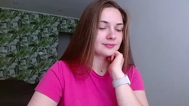 Olivia_shine on StripChat