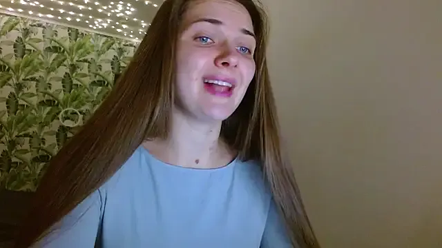 Olivia_shine on StripChat