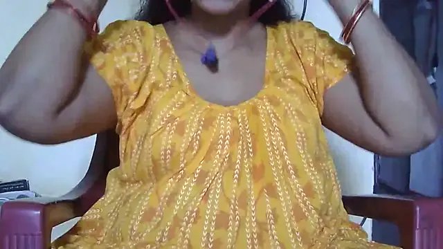 Pooja-suman on StripChat 
