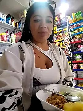 Pp-ari4na03 on StripChat 