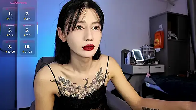 Rainbow-sweet on StripChat