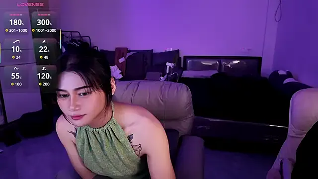 Rainbow-sweet on StripChat
