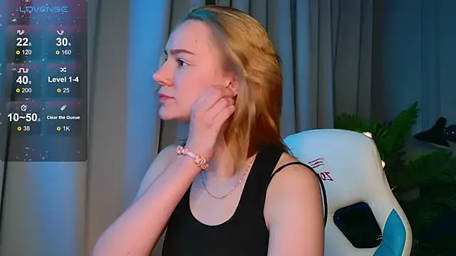 Ramona___ on StripChat