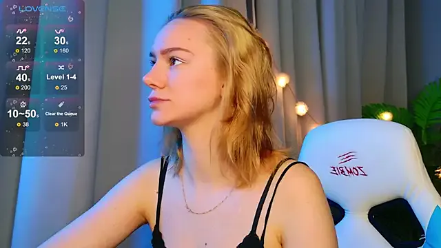 Ramona___ on StripChat