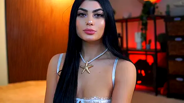 RavennaDArcy on StripChat