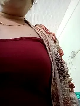 Reema_143 on StripChat 