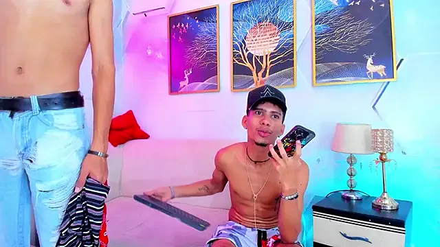 Roman_cute on StripChat