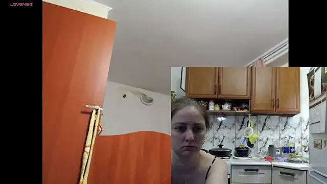 Sakura_Green on StripChat