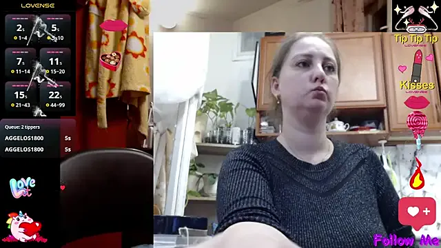 Sakura_Green on StripChat