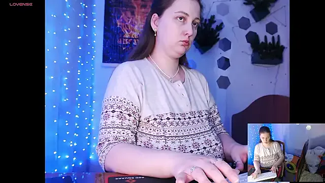 Sakura_Green on StripChat