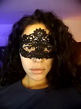 salomea_r on StripChat