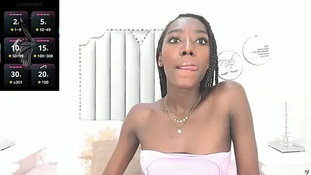 SamantaMarquez on StripChat 