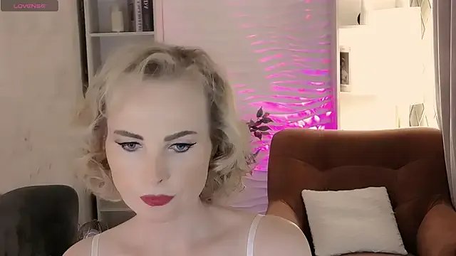 Sandra_Kind — let's reach the top together