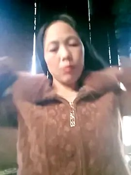 Sara_pusyy on StripChat 