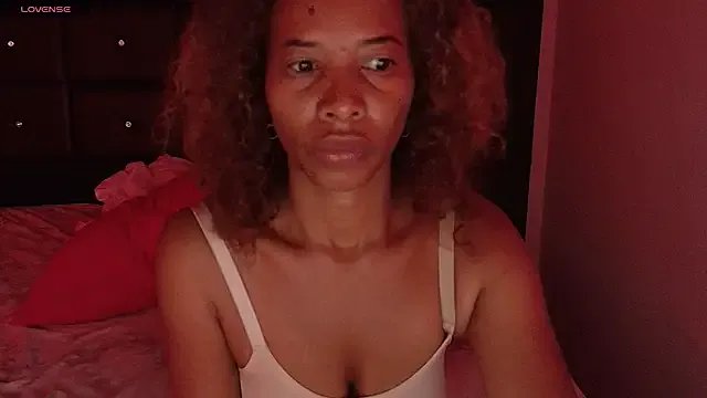 SashaBrianna99 on StripChat 