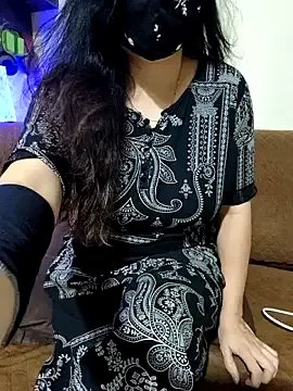 sassy_aly007 on StripChat 