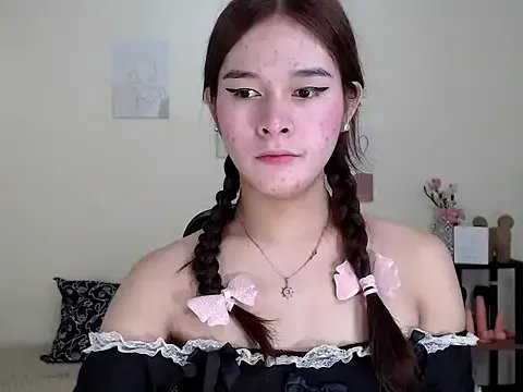 sassymimi69 on StripChat 