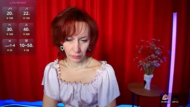 Scarlett_Snakee on StripChat