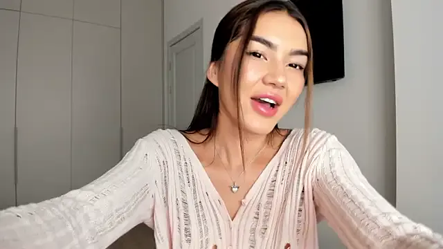 Shineel on StripChat