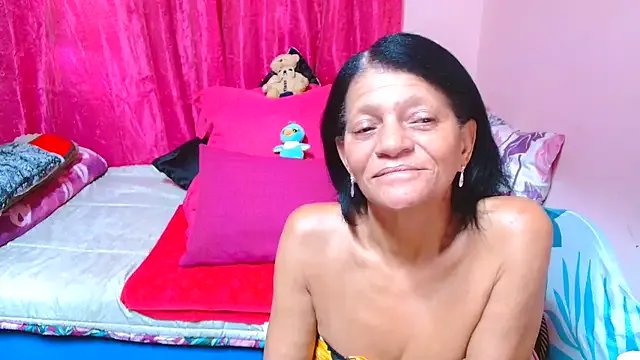 SLUTTYROXY on StripChat