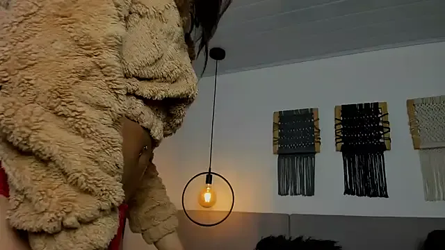 Sweet_camille on StripChat