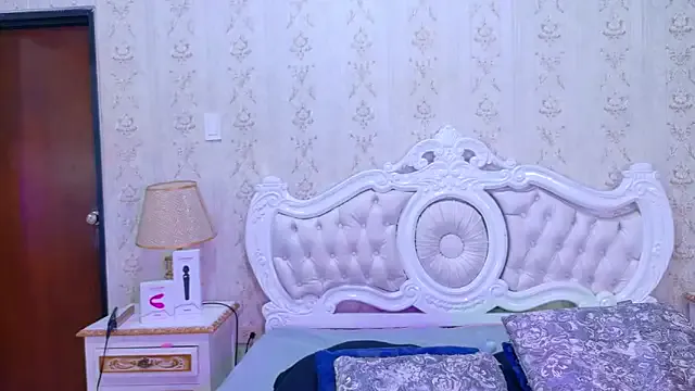 TiaraRosse on StripChat