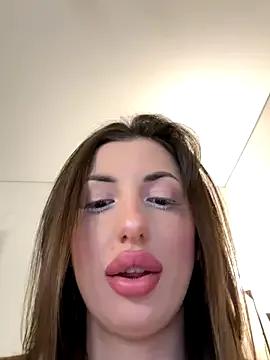 TiffaNoel on StripChat 