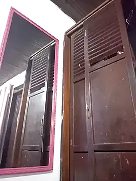 TRANS_COLOMBIA — They'll see me ejaculate in public for e