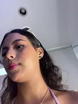 Valeria-escobar — BIG DILDO IN PUBLIC NO MERCY (RISKY)