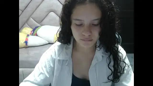 Velvet_Moon_V on StripChat 